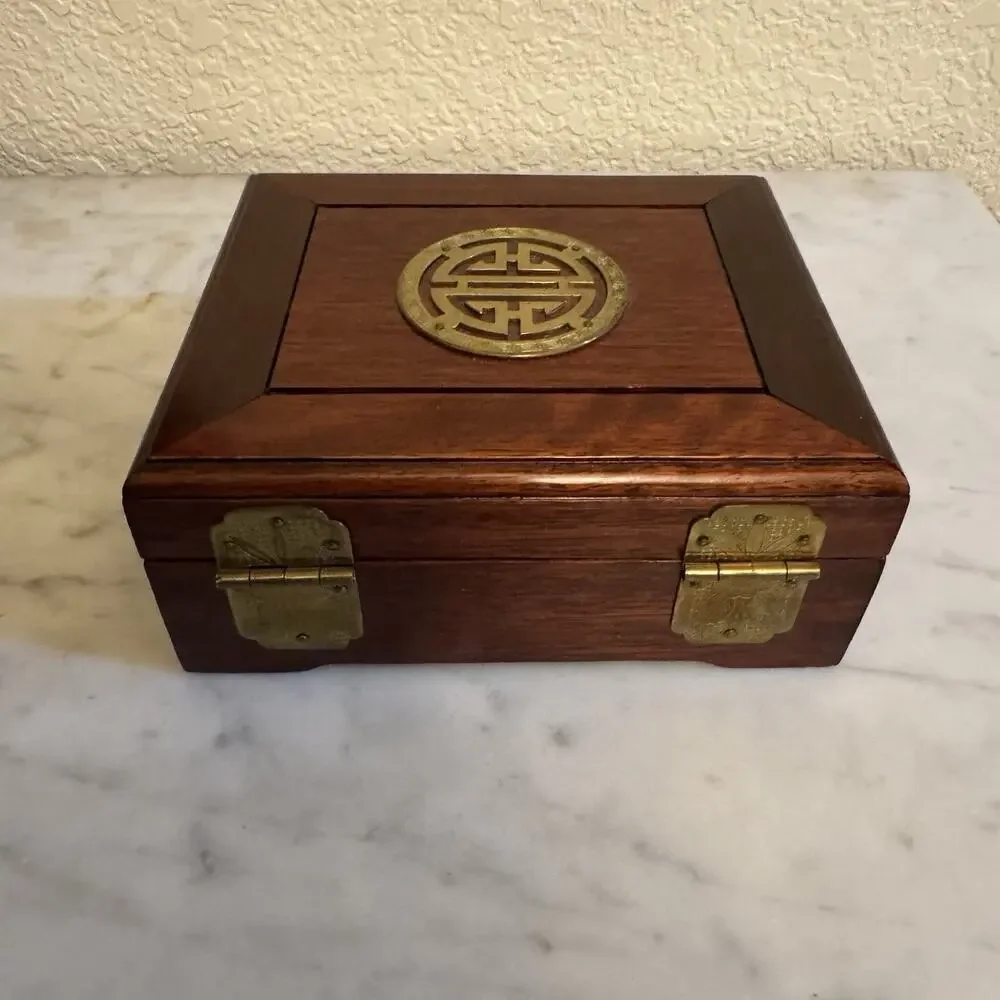 Asian Style Jewelry Trinket Box Vintage 6x5x2.5‎ Inches